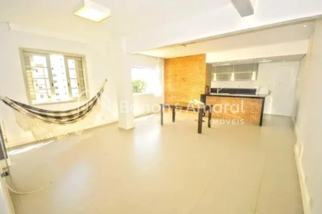 Imagem Excelente opção para quem busca praticidade e localização central em Campinas. Localizado no sex...