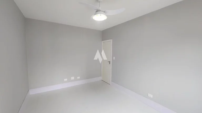 Imagem Apartamento em Ponta da Praia, Totalmente Reformado, 2 dormitórios, , 1 vaga, Santos/SP