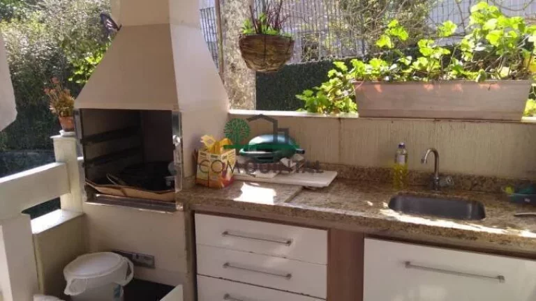Imagem Casa com 3 Quartos à Venda, 290 m² em Chácara Moinho Velho - Carapicuíba