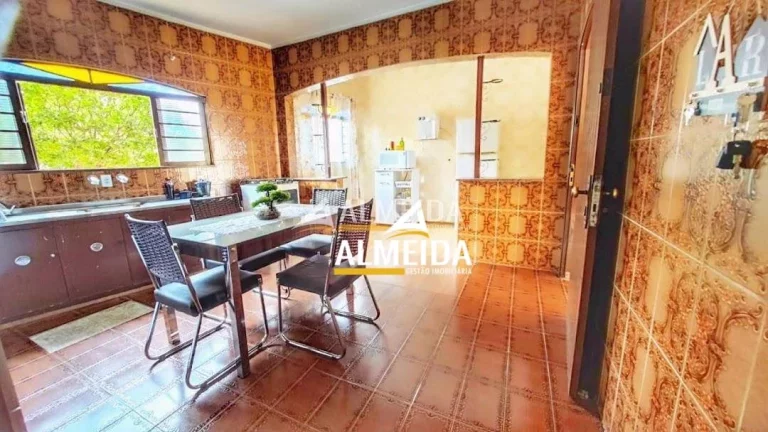 Imagem Casa com 4 dormitórios à venda, 213 m² por R$ 650.000,00 - Cidade Nova - Rio Claro/SP