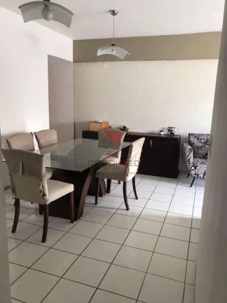 Imagem Apartamento em Manaíra . Com varanda e vista parcial do mar. Dependência