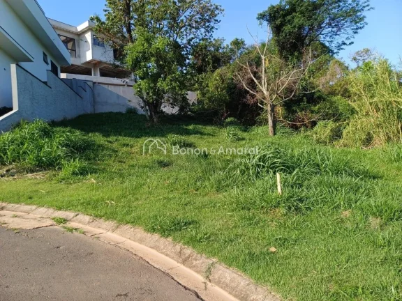 Imagem Ótima oportunidade em um dos melhores condomínios de Valinhos! Este terreno de 511 m², com excele...