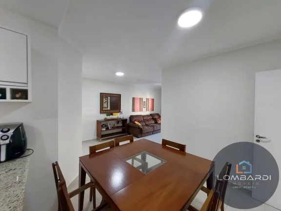 Imagem Lindo Apartamento a poucos metros do Mar !