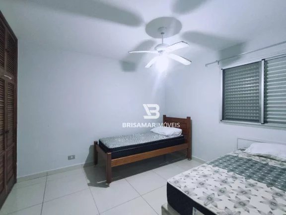 Imagem PITANGUEIRAS- UMA QUADRA DA PRAIA , LOCALIZAÇÃO ESPETACULAR , GARAGEM NO PRÉDIO.