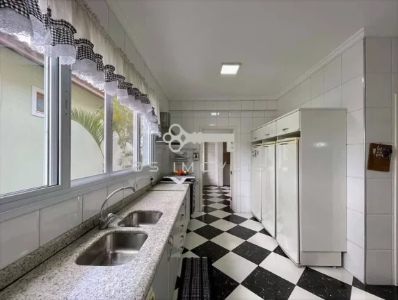 Imagem Cond São Paulo II - Casa linda, 4 suítes, piscina, gourmet, condo completo!
