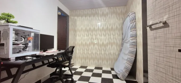 Imagem Casa à Venda com 95m², 2 dormitórios, 1 sala e 1 vaga!!!
