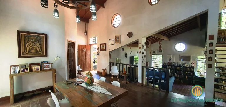 Imagem Oportunidade! Casa estilo chácara em condomínio