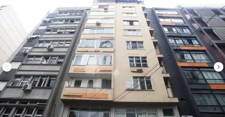 Imagem Loft à venda em Porto Alegre, Centro Histórico, com 1 quarto, 25m2