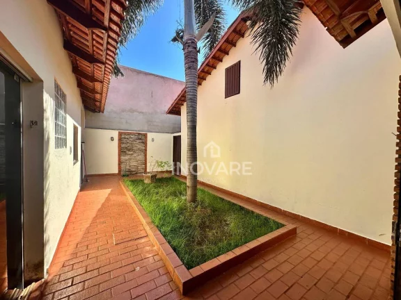 Imagem Casa com 3 dormitórios à venda, 200 m² por R$ 600.000,00 - Jardim Morumbi - Itumbiara/GO