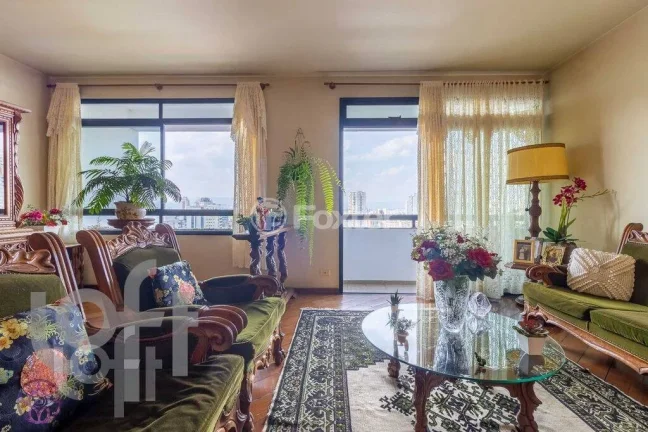 Imagem Apartamento Vila Ipojuca - 171M², 4 Dorms, 2 Suítes, 4 Vagas, Varanda.
