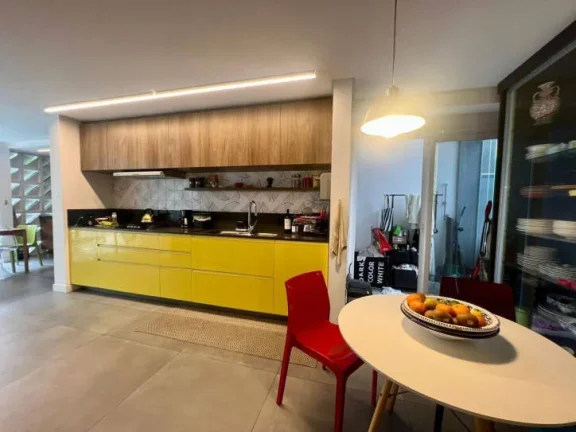 Imagem Casa Sobrado, 3 dormitórios ( 3 suítes), Condomínio Altos da Serra VI, Urbanova - Sjc.