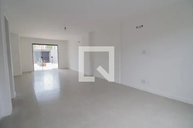 Imagem Casa à Venda - Vargem Pequena, 3 Quartos, 210 m2