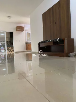 Imagem Casa com 3 dormitórios à venda, 123 m² por R$ 550.000,00 - Araporã - Araporã/MG