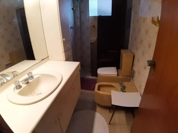 Imagem Pitangueiras. Apto. amplo com 03 dorm. sendo 01 suíte