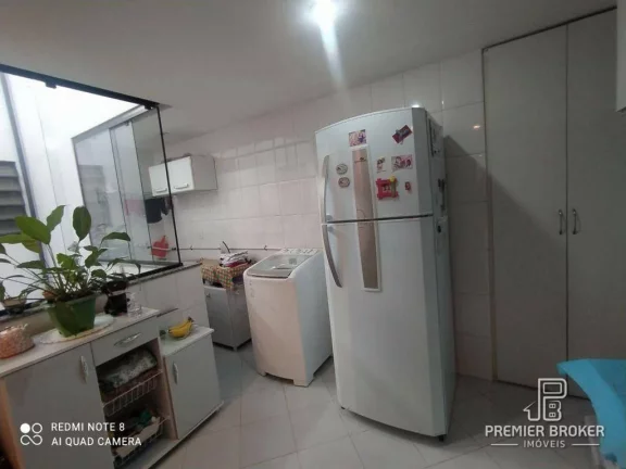 Imagem Apartamento à venda, 67 m² por R$ 400.000,00 - Várzea - Teresópolis/RJ
