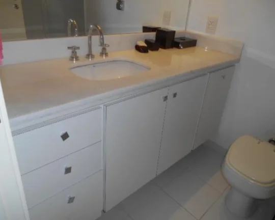 Imagem Apartamento à venda em Guarujá-SP, Pitangueiras: 3 quartos, 1 suíte, 190m² de área!