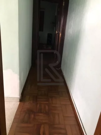 Imagem Sobrado Triplex localizado ao lado do aeroporto de Congonhas