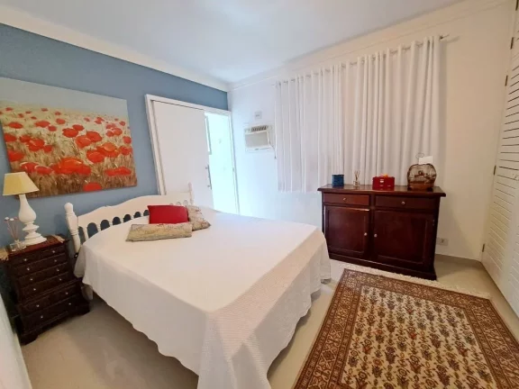Imagem APARTAMENTO AMPLO TOTALMENTE REFORMADO COM 5 SUÍTES COM VISTA PARA O MAR