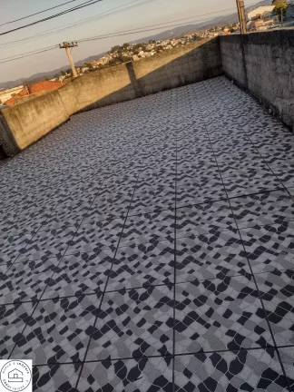 Imagem Imóvel em Franco da rocha / Parque vitória / 10 minutos do centro / 4 casas no terreno + 02 salões comerciais.