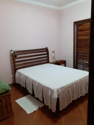 Imagem Sobrado para Venda por R$1.400.000,00 com 329m², 4 dormitórios, 4 suites e 5 vagas - Aruã, Mogi das cruzes / SP - Cód. BDI30018