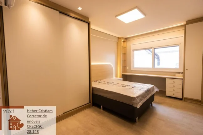 Imagem Lindo Triplex - 50 mts da Praia