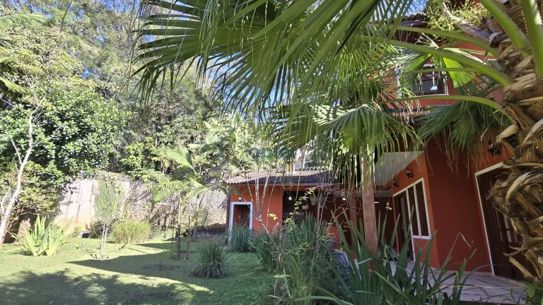 Imagem Casa Alto padrão em terreno de 2 lotes, 5 dormitórios (4 suítes) em condomínio fechado Forest Hills - Jd. Hollywood - São Bernardo do Campo