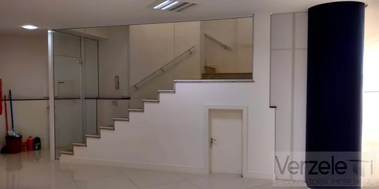 Imagem Sala Comercial para Venda em Balneário Camboriú / SC no bairro Centro