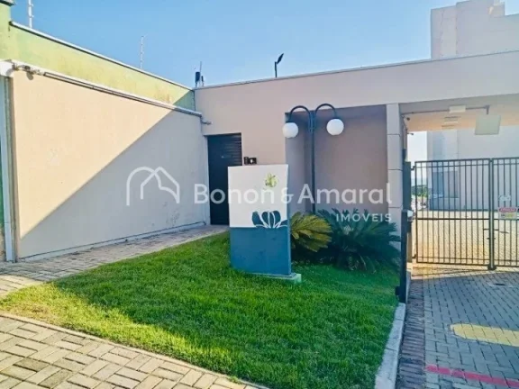 Imagem Belíssimo apartamento garden, térreo e com um quintal, completo em armários, 2 quartos, sendo um ...