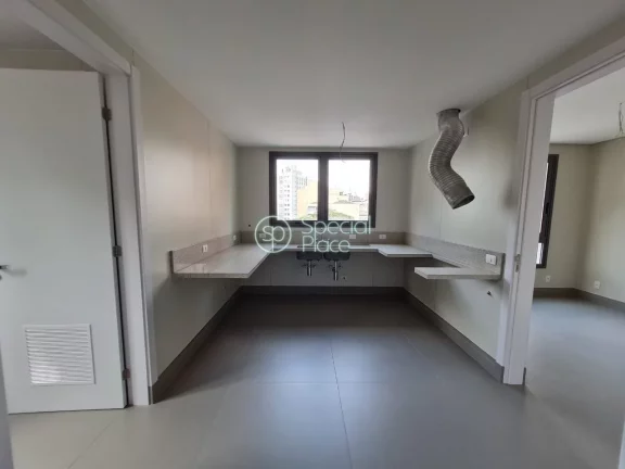 Imagem Excelente apartamento em Higienópolis, no estilo neoclássico, em condomínio exclusivo com apenas ...