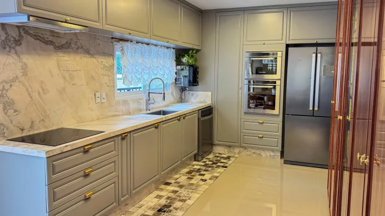 Imagem Apartamento com 4 dormitórios à venda sendo 4 suítes, 251 m² por - R$ 6.888.000,00 - Meia Praia - Itapema/SC