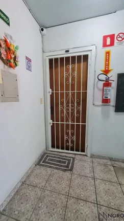 Imagem Apartamento Térreo Amplo com 3 Dormitórios e Garagem no Bairro Nossa Senhora de