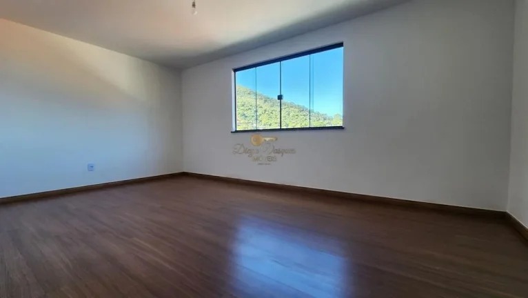 Imagem Apartamento para Venda em Teresópolis / RJ no bairro Santa Cecília