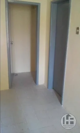 Imagem Casa com 2 pavimentos à venda, 5 quartos (1 suíte) no bairro da tamarineira, Recife-PE.