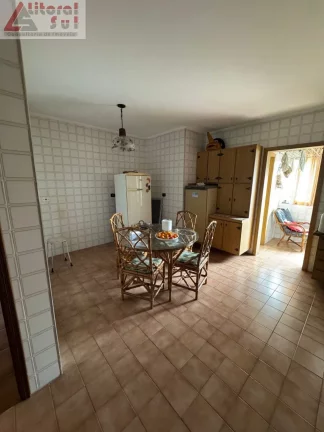 Imagem Imperdível cobertura à venda em Praia Grande-SP, bairro Tupi! 3 quartos, 1 suíte, 2 salas, 2 banheiros, garagem, 185m²!