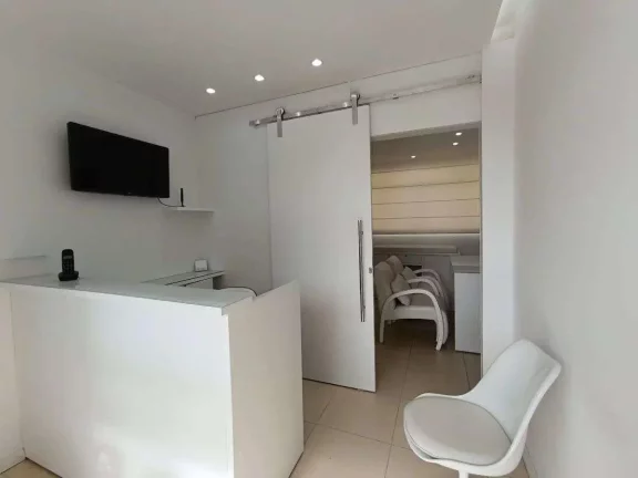 Imagem Oportunidade Imperdível: Sala Comercial com Acabamento de Qualidade no Ibiapaba