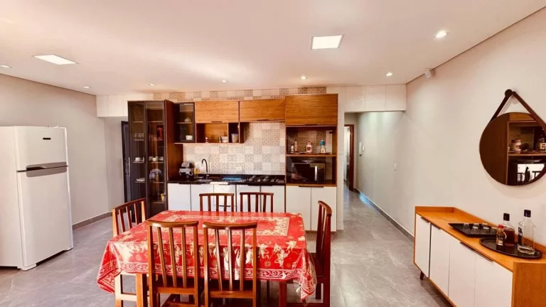 Imagem CASA COM PISCINA, 3 QUARTOS SENDO 1 SUÍTE, CAMBIJÚ