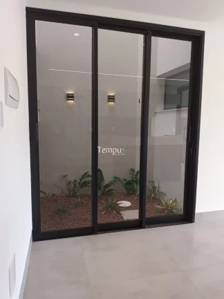 Imagem Sobrado Alto Padrão, 3 Suítes, Churrasqueira com Piscina