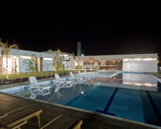 Imagem Casa em Condomínio à venda em Alphaville Nova Esplanada com 264m² 3 suítes, 6 vagas