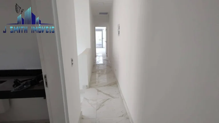Imagem CASA NOVA Á VENDA. 3 DORMS (1 SUÍTE), JACUZZI, 4 VAGAS.