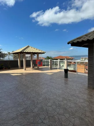 Imagem Linda casa triplex com ótima vista para o mar praia do Grant- Itajuba Barra