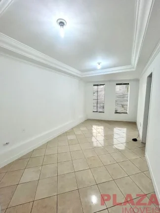 Imagem Ampla Sala | Av dos Estados | Piso superios | 3 Banheiros | Cozinha | Anual | Balneário Camboríu