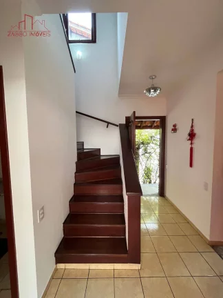 Imagem Casa Alto Padrão em Condomínio Fechado - 310m² - 4 dormitórios.