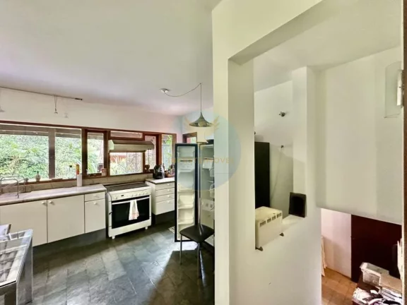 Imagem Casa em Condomínio a Venda no bairro Granja Viana - Carapicuíba, SP