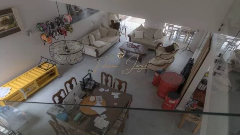 Sobrado com 4 Quartos à Venda, 198 m² em Swiss Park - Campinas