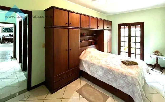 Imagem Chácara em condomínio 4 dormitórios em Atibaia  1.000m²