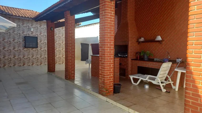 Imagem Casa para Venda em Itanhaém, Balneário Gaivota, 4 dormitórios, 3 suítes, 2 banheiros, 5 vagas