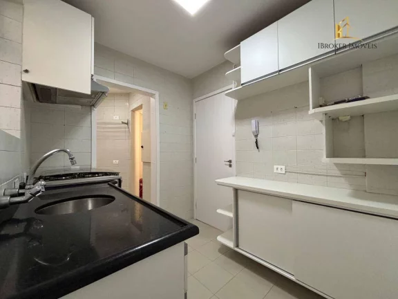 Imagem Apartamento com 2 dormitórios à venda, 74 m² por R$ 560.000,00 - Centro Cívico - Curitiba/PR