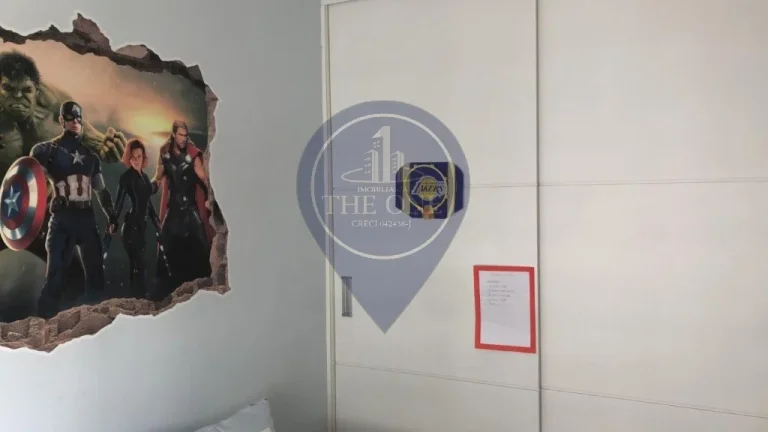 Imagem Apartamento à venda em São Paulo - Aclimação, com 3 suítes, 3 salas e 3 vagas de garagem! Venha conferir!