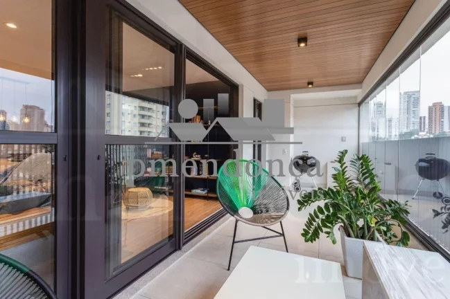 Imagem Apartamento em Perdizes com 2 sui­tes e 2 vagas, 116m²