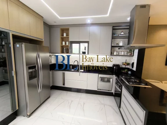 Imagem Condomínio Montblanc! 200m², 3 suítes, quintal com ofurô